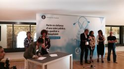 Benito Menni CASM signa el pacte en defensa d'una  salut pública de qualitat a l'Hospitalet